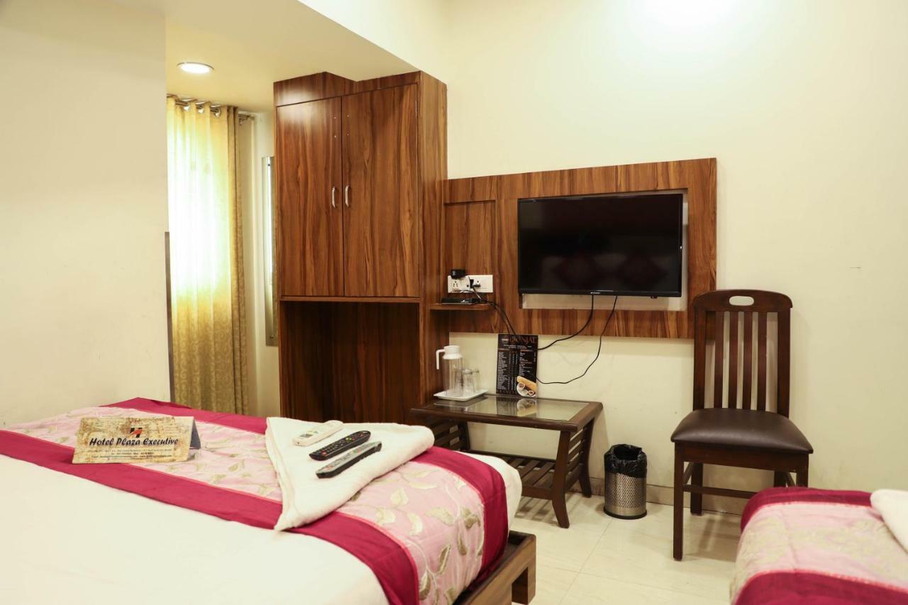 Hotel Plaza Executive - Near Bkc Mumbai Eksteriør bilde