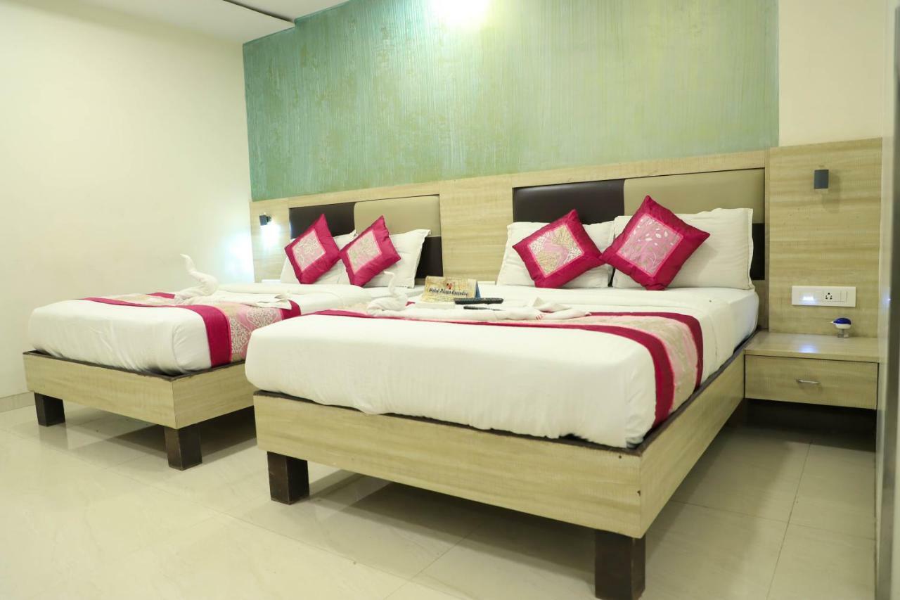 Hotel Plaza Executive - Near Bkc Mumbai Eksteriør bilde