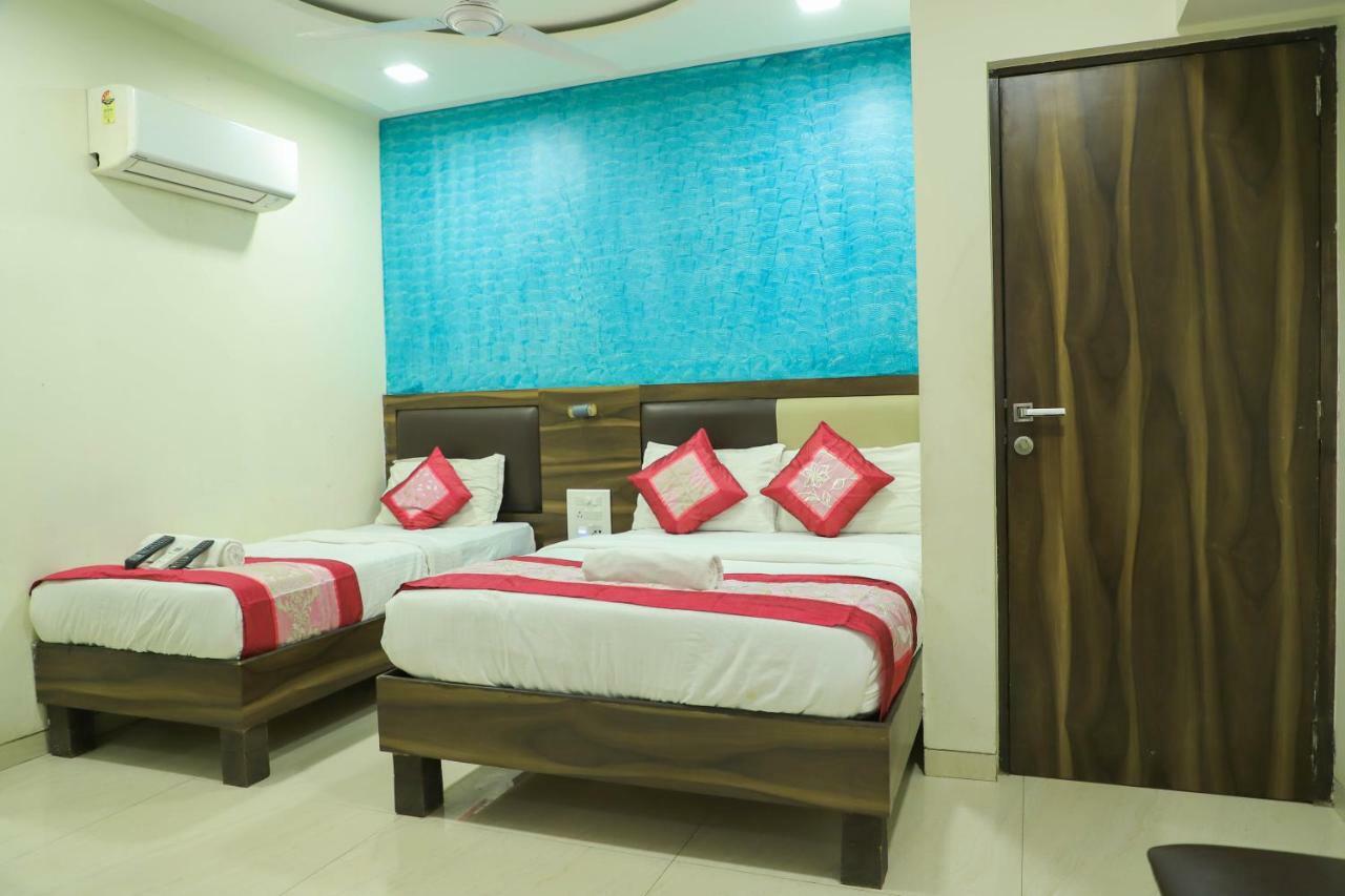Hotel Plaza Executive - Near Bkc Mumbai Eksteriør bilde